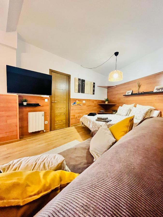 Nuevo Cosy Loft 4Pax Estavar Eksteriør billede