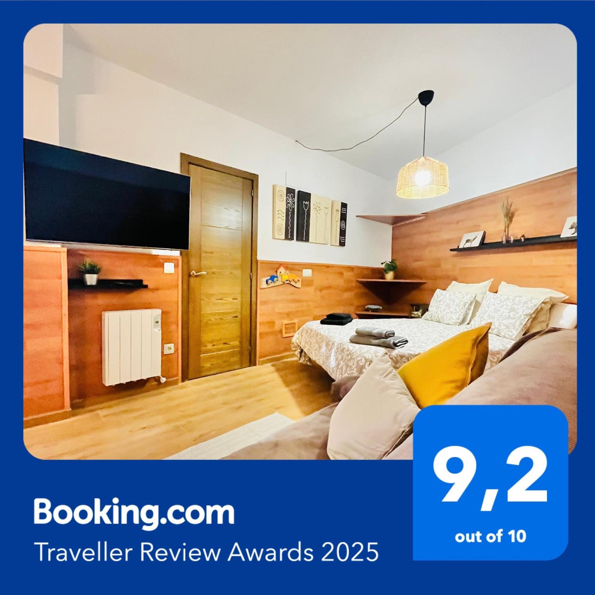 Nuevo Cosy Loft 4Pax Estavar Eksteriør billede
